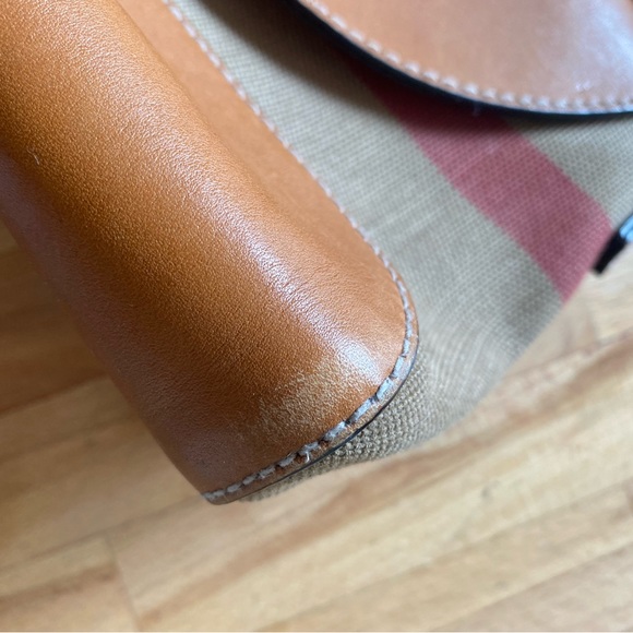 Burberry Henham Bag - Picture 11 of 12